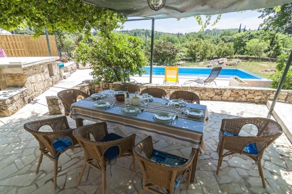 Villa Lucivana For Deep Rest & Brief Remote Work Gruda Exterior photo