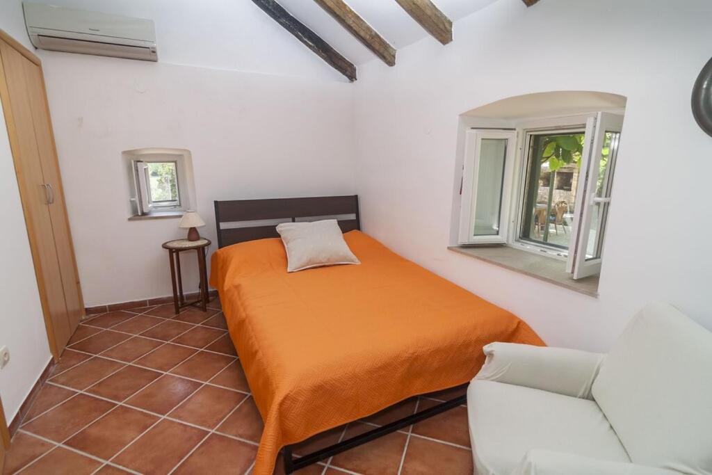 Villa Lucivana For Deep Rest & Brief Remote Work Gruda Exterior photo